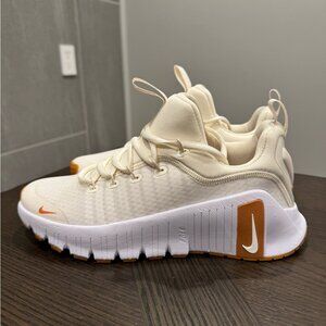 Women’s Metcon 6